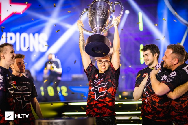 Entwords0：rookie他看着好像比去年老的更快了