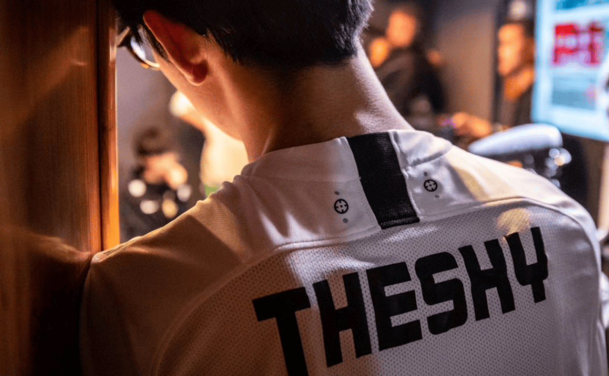 Falcons bench Magisk