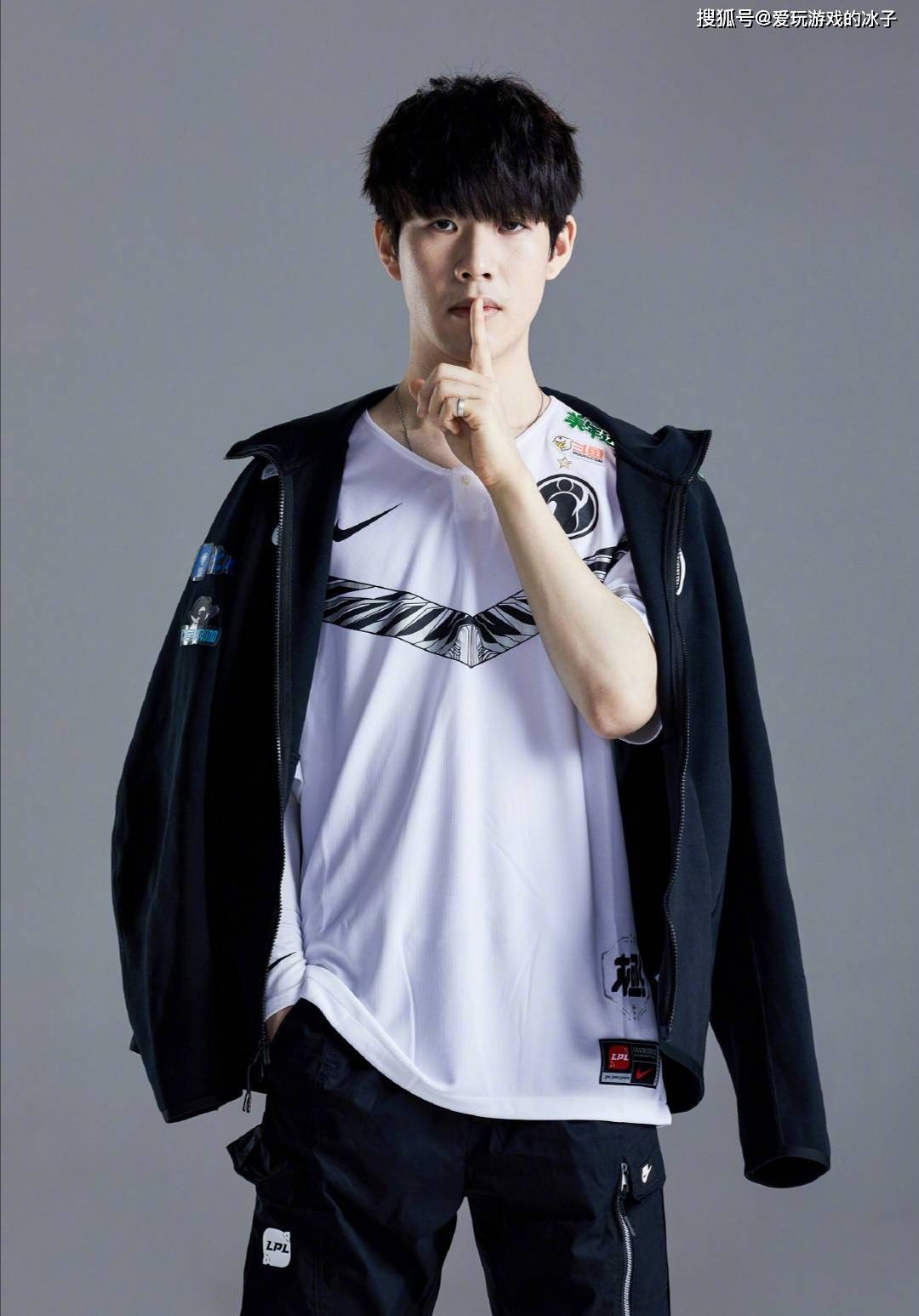 DK战队中单选手ShowMaker达成LCK联赛1300杀，排名LCK历史击杀榜第14位