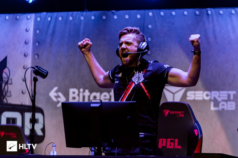 WBG官宣：上单TheShy以自由人身份加入