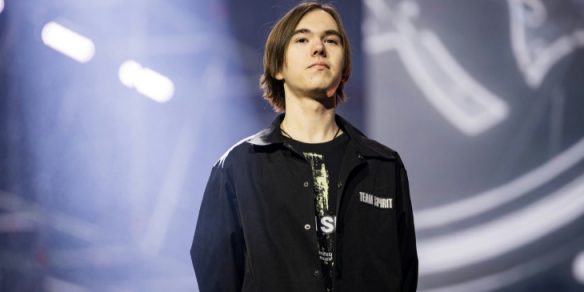 半决赛中， Spirit 和NAVI在IEM Katowice 2025吸引了创纪录的观众数量