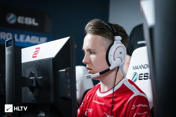 名主播茄子入主WingsUp，振兴CNCS？